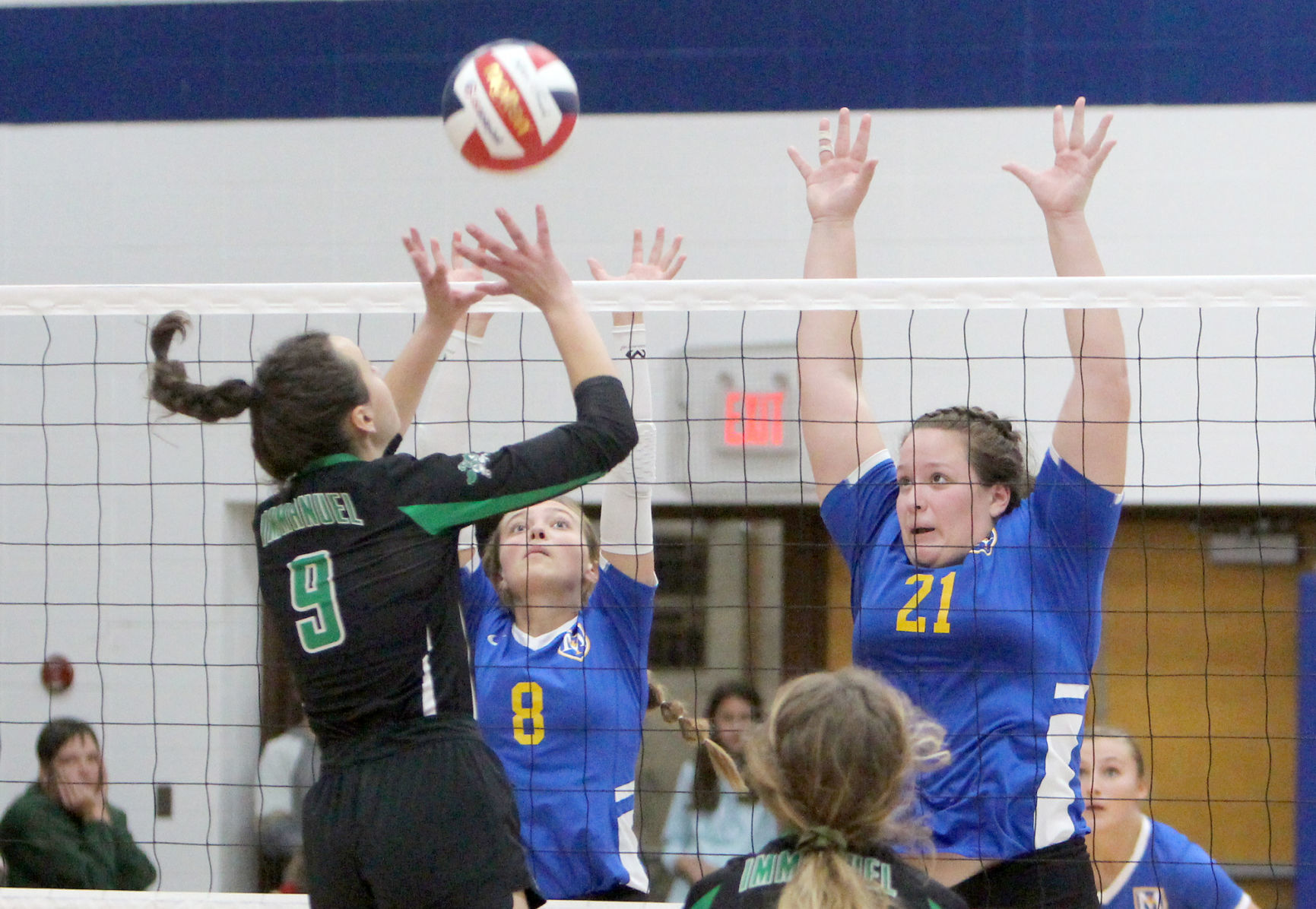 Eau Claire Immanuel Lutheran at McDonell volleyball 10-26-19